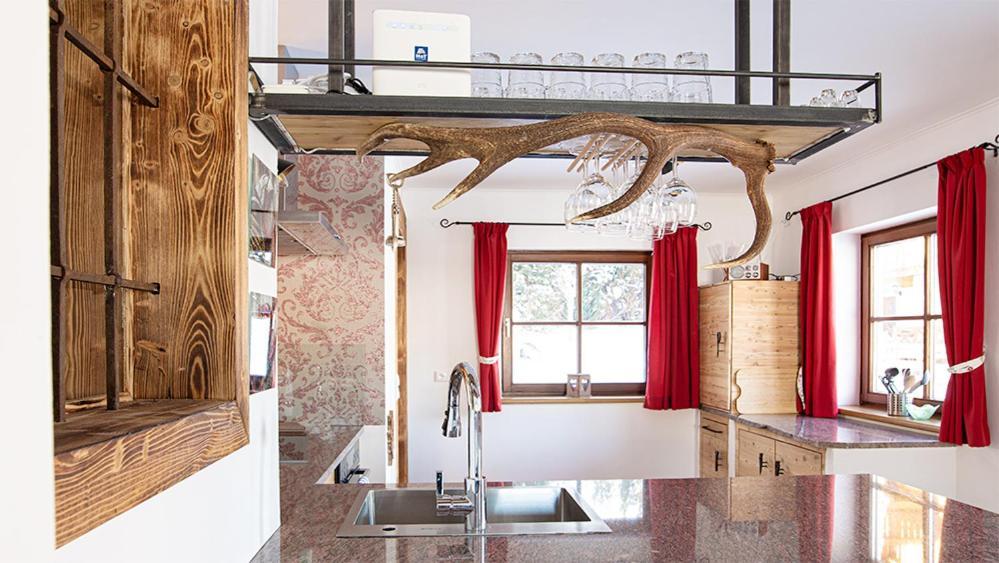 Ferienhaus Sommerbichl Zell am See Bagian luar foto